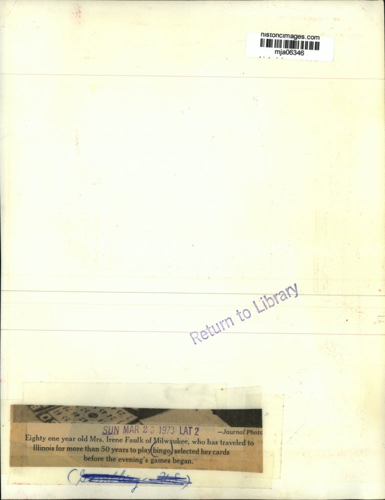 1973 Press Photo Mrs. Irene Faulk of Milwaukee with Her Bingo Cards - mja06346