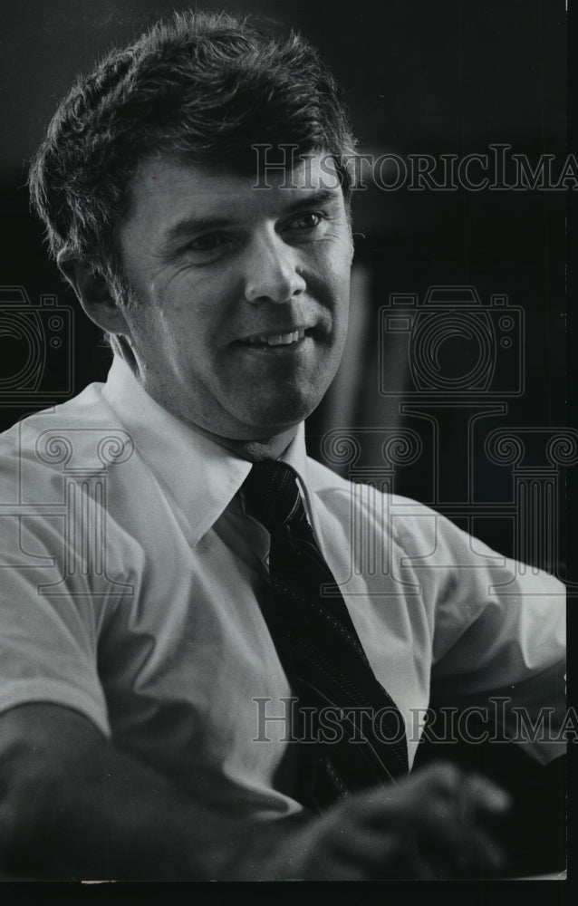 1976 Press Photo Edward B Kime, Secretary of the Wisconsin State Department