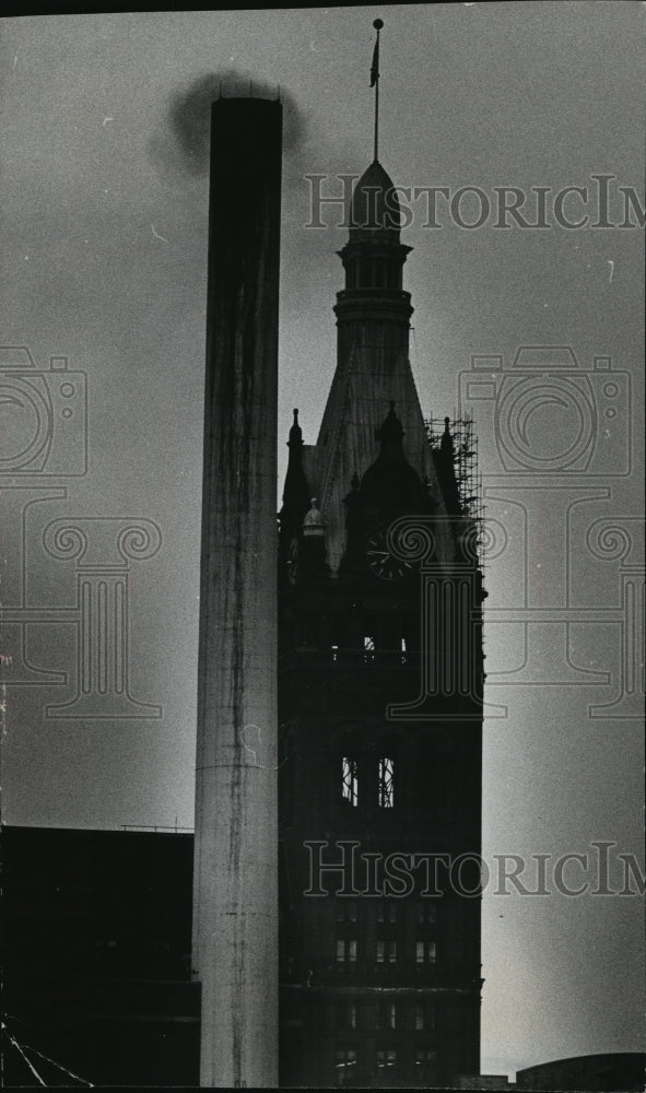 1969 Press Photo Electric Co. Edison st. plant at Milwaukee's industrial complex