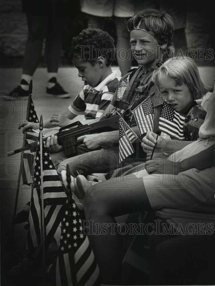 1991 Press Photo Daniel Stollenwerk, Paul Ziegler &amp; Eric Ziegler- Allen-Edwards- Historic Images