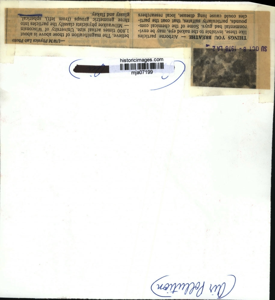 1978 Press Photo Spherical, glassy & flakey airborne particles magnified