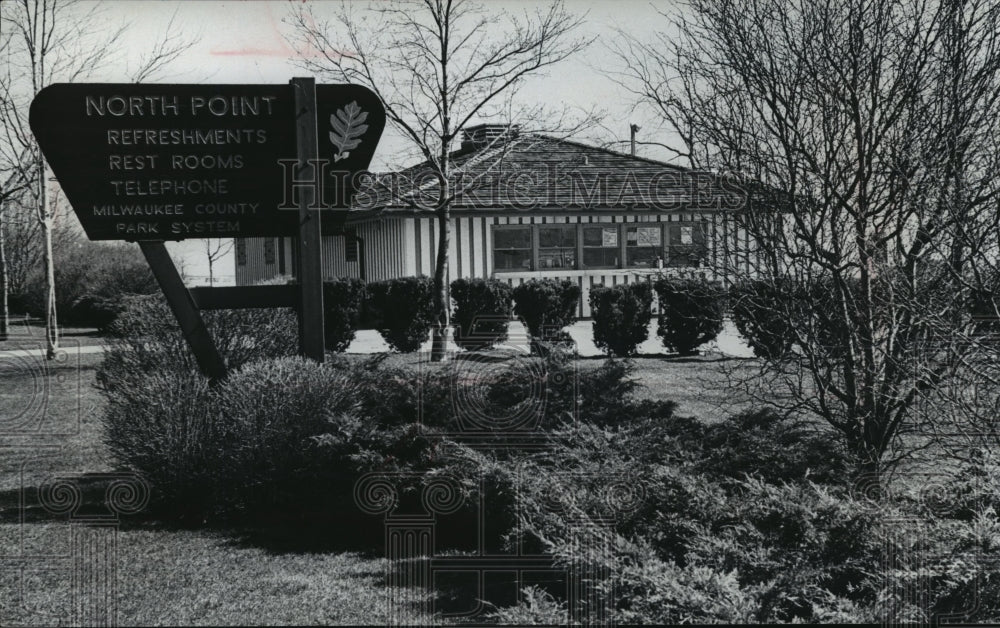 1976 Press Photo The North Point refreshment stand on Bradford Beach - mja07227