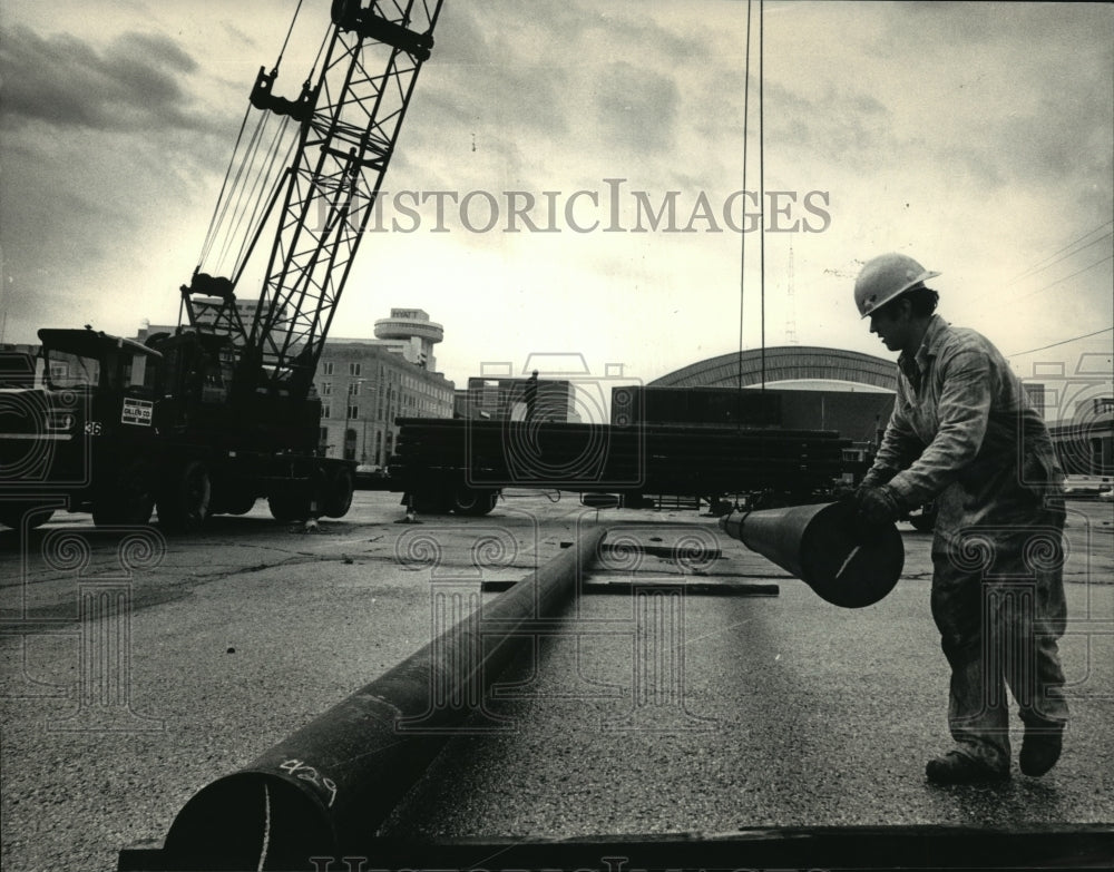 1986 Press Photo Construction of the Bradley Center- Historic Images