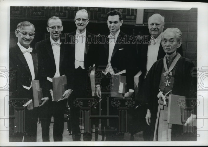 Load image into Gallery viewer, 1968 Press Photo The 1968 Nobel Prize recipients - mja07383
