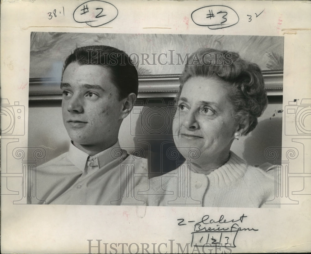 1964 Press Photo Family of Chief of Police Harold A Breier, wife Eleanore & son