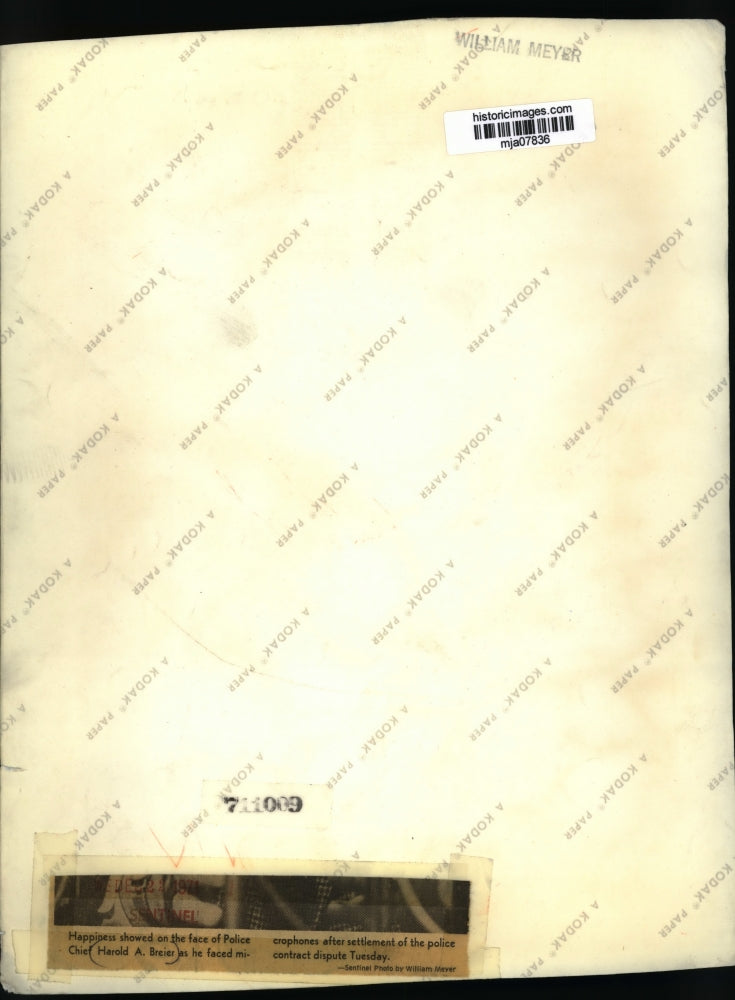 1974 Press Photo Police Chief Harold A. Breier after police contract settlement