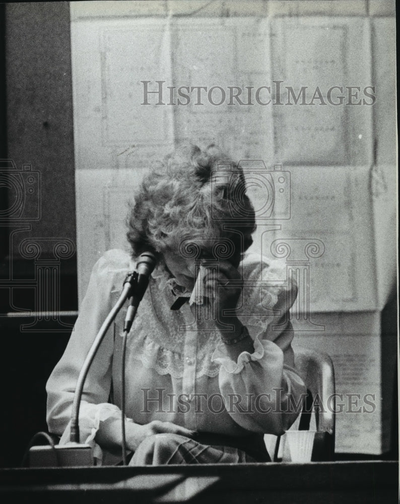  Press Photo Lawrencia Bembenek cries during her trial 
- Historic Images