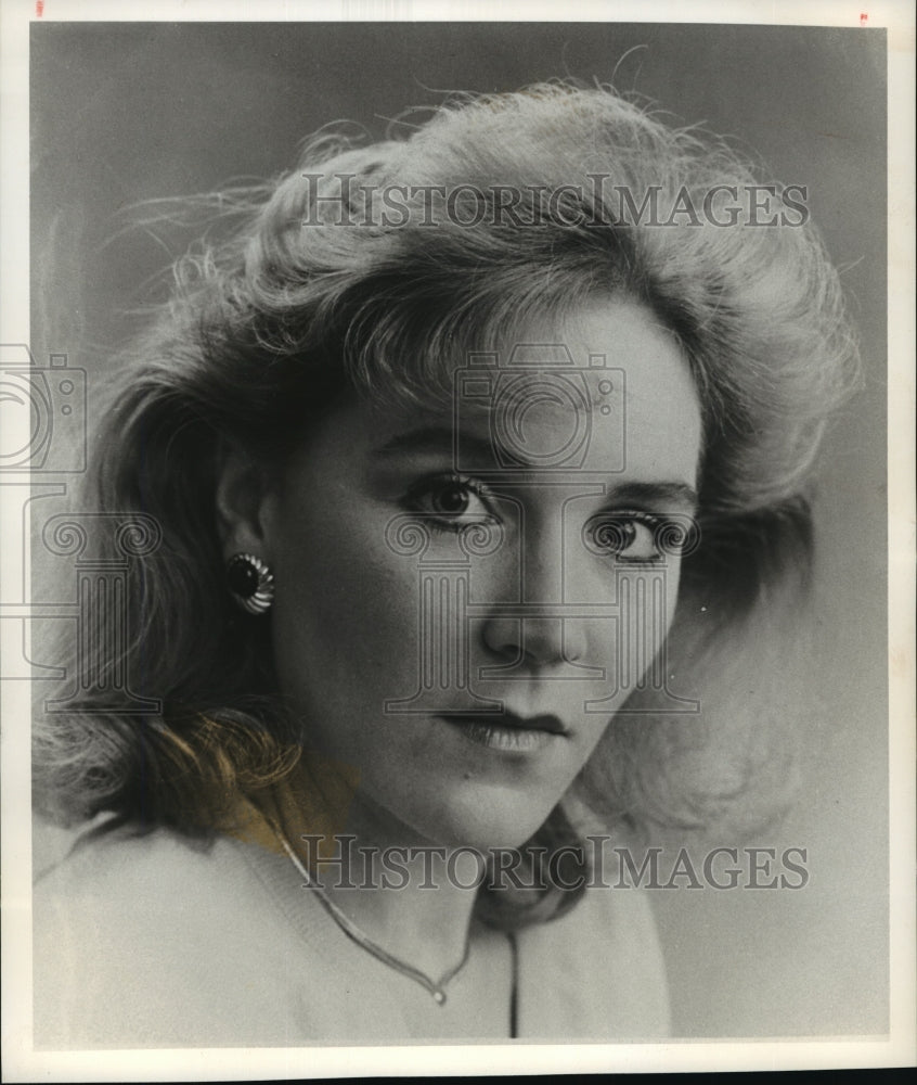 1993 Press Photo Diane M. Bennett, mezzo-soprano singer- Historic Images