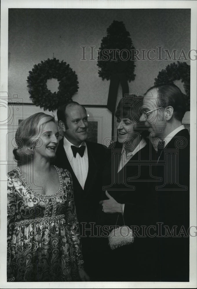 1971 Press Photo Bal du Lac chairmen Mr &amp; Mrs Orren J Bradley - Historic Images