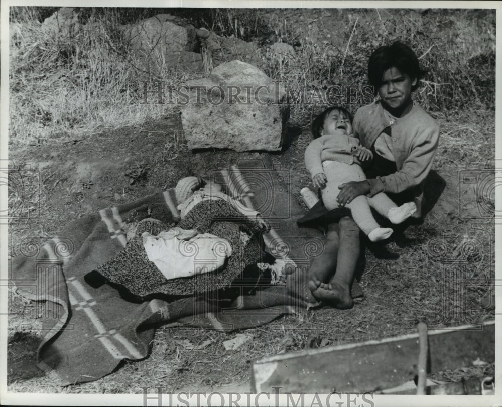 1964 Press Photo Children of Chile at Lo Valleror - mja09685