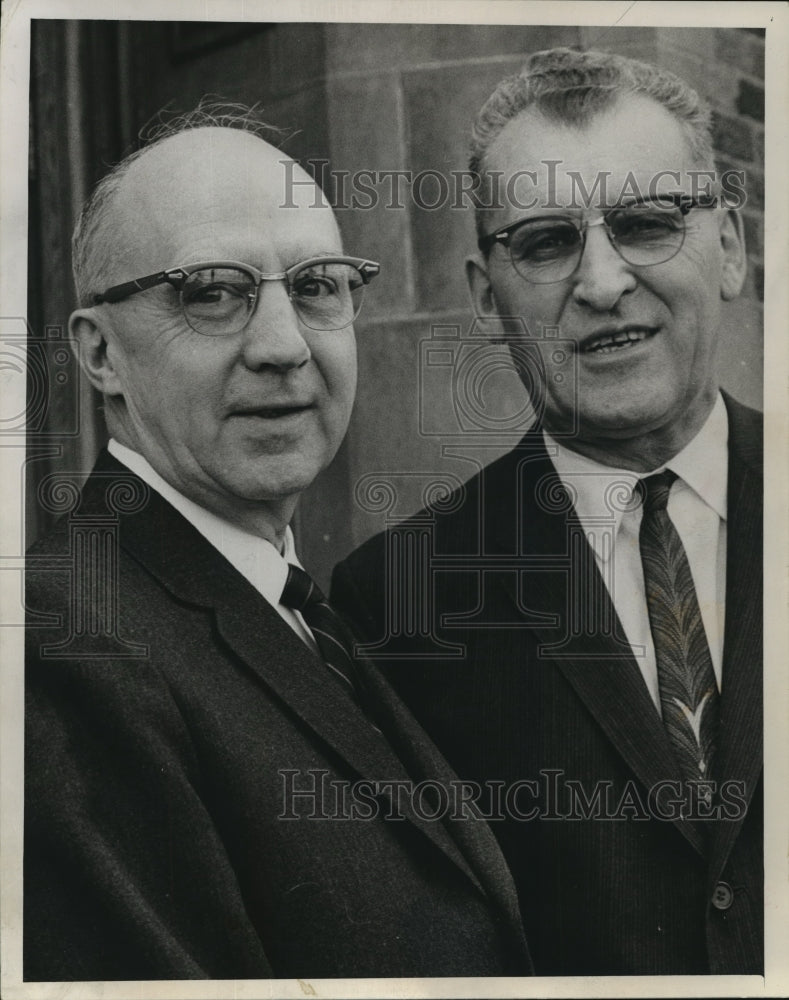 1965 Press Photo Robert Barr and Frank Klement, Marquette University professors- Historic Images