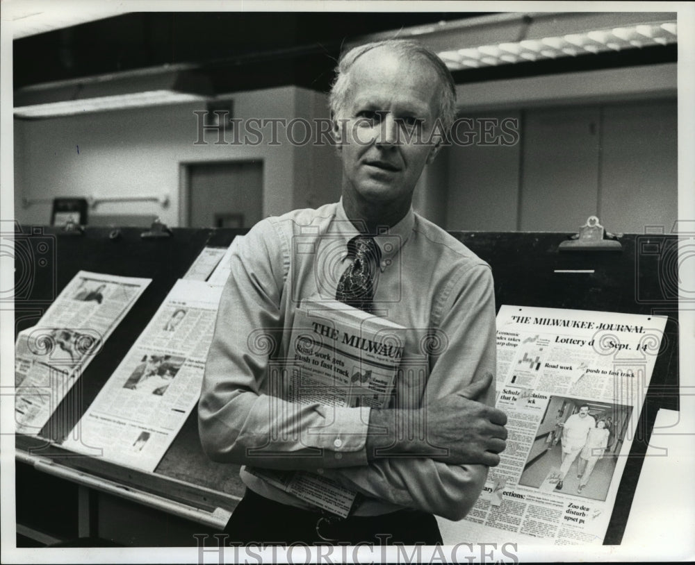 1989 Press Photo Thomas Barber, Milwaukee Journal news editor- Historic Images