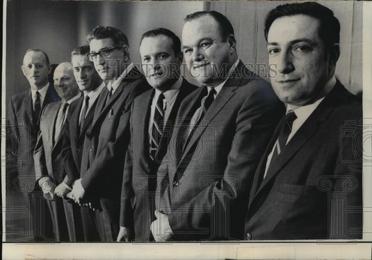 1968 Press Photo Group of Executives- Historic Images