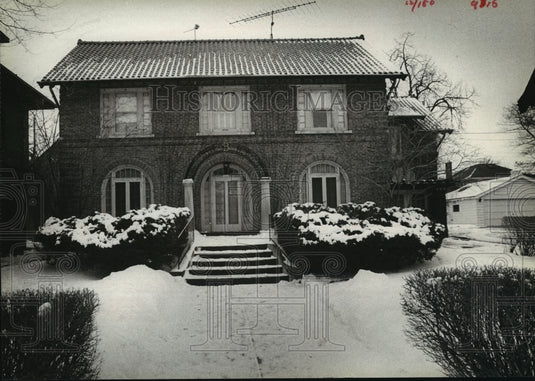 1980 Press Photo Frank P Balistrieri home at 3043 N Shepard Ave - mja11678- Historic Images