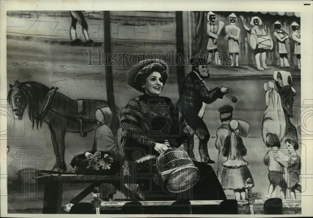 1974 Press Photo Georgia Brown plays Marie Lloyd,a famous music hall entertainer- Historic Images