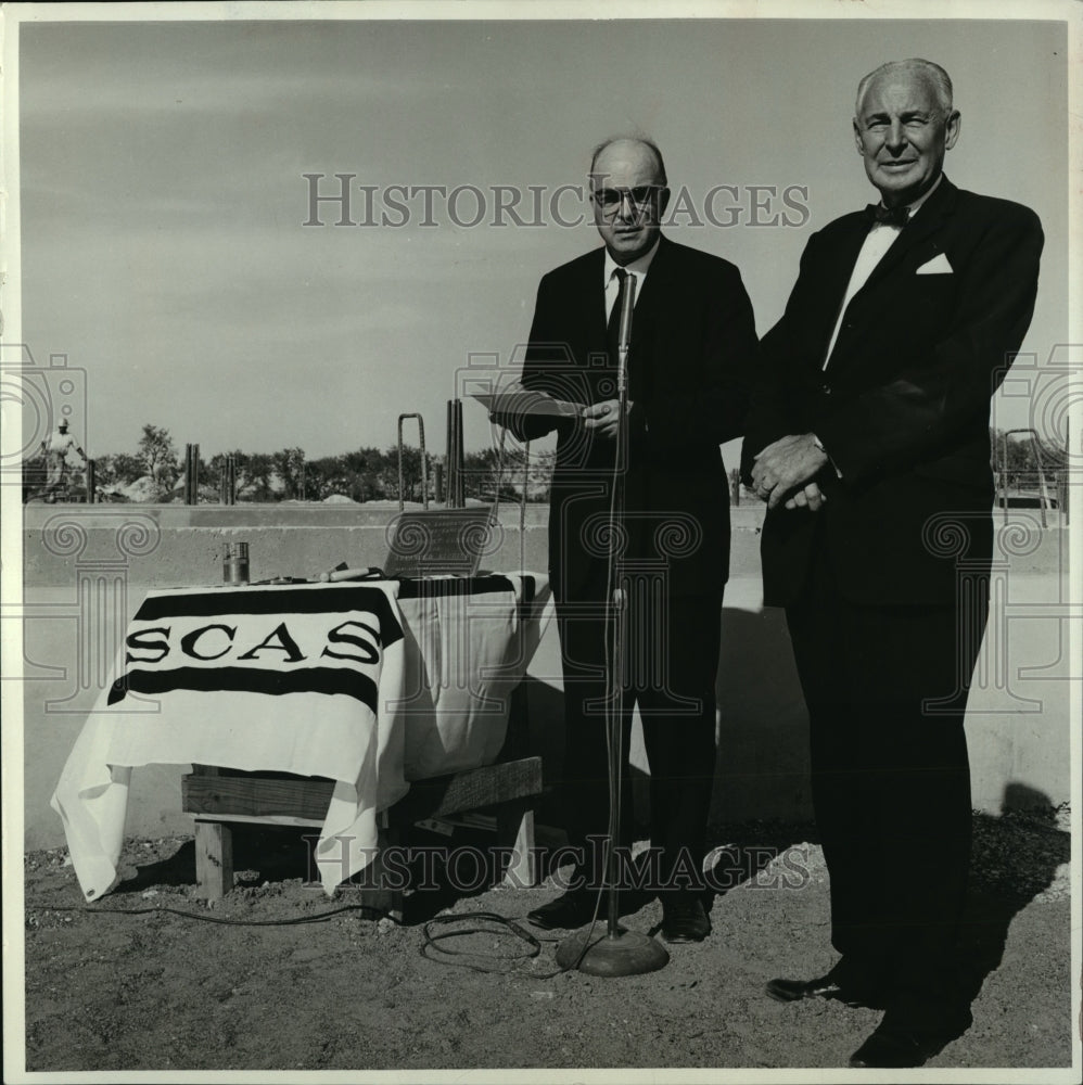 1965 Press Photo GRCSW Board Chairman JE Jonsson, GRCSW President Dr LV Berkner- Historic Images