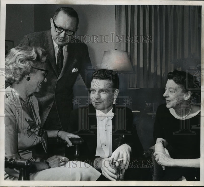 Load image into Gallery viewer, 1961 Press Photo Jean Casadesus,Mrs. Angelo Hoffmann,Dr. &amp; Mrs. Harvey L. Daiell
