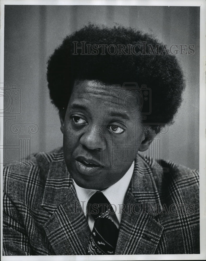 1975 Press Photo Rev Lucius Walker, Assoc Dir- Milwaukee Christian Center