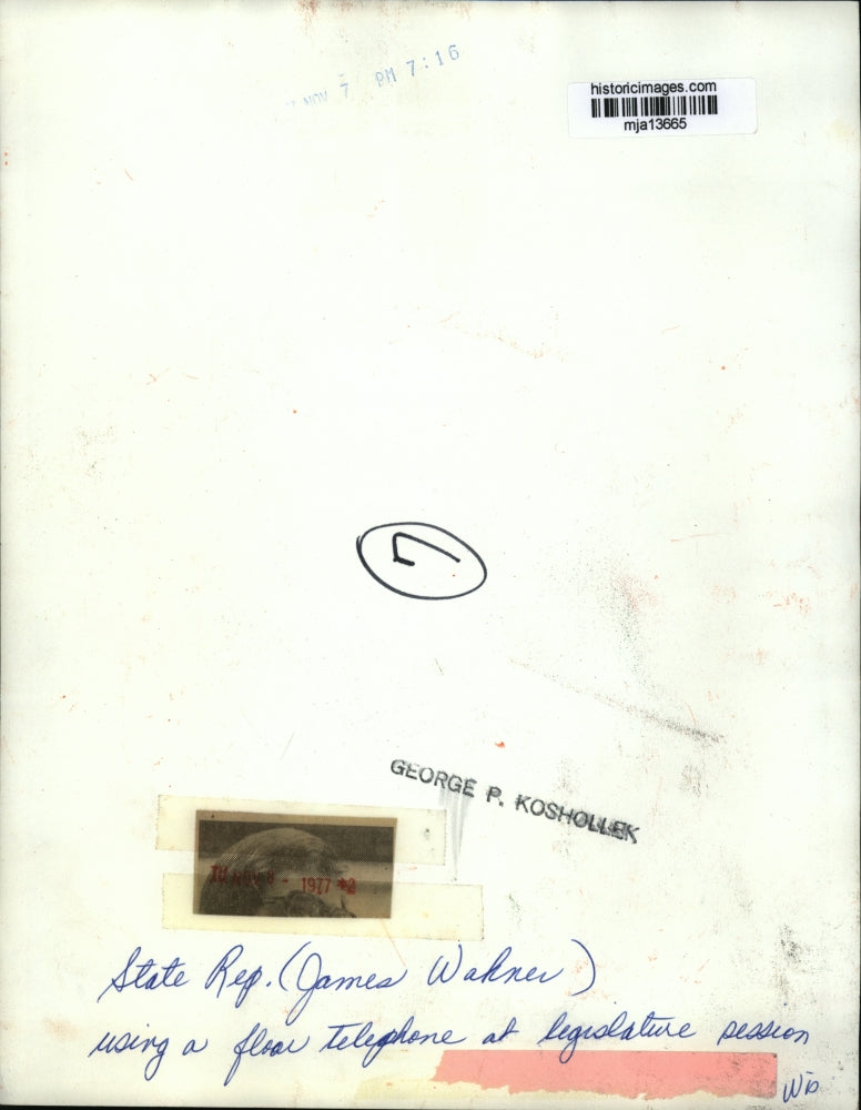 1977 Press Photo State Rep. James Wahner, using a flow telephone at legislature