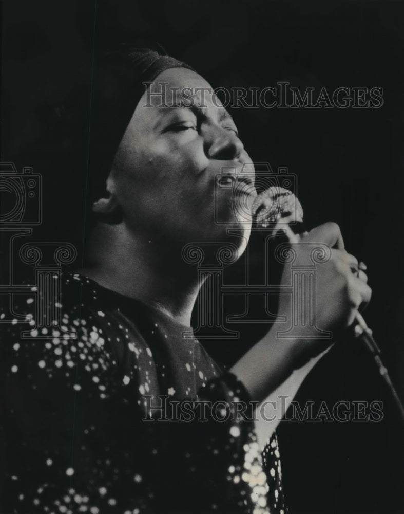 1973 Press Photo Roberta Flack at the Arena - mja13921