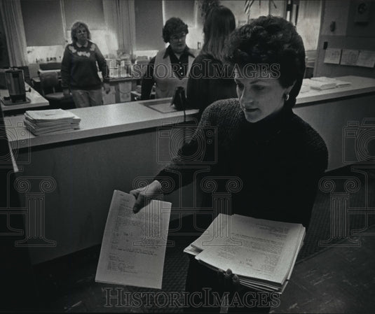 1993 Press Photo Pamela Verley, would run as write-in candidate for District 7- Historic Images