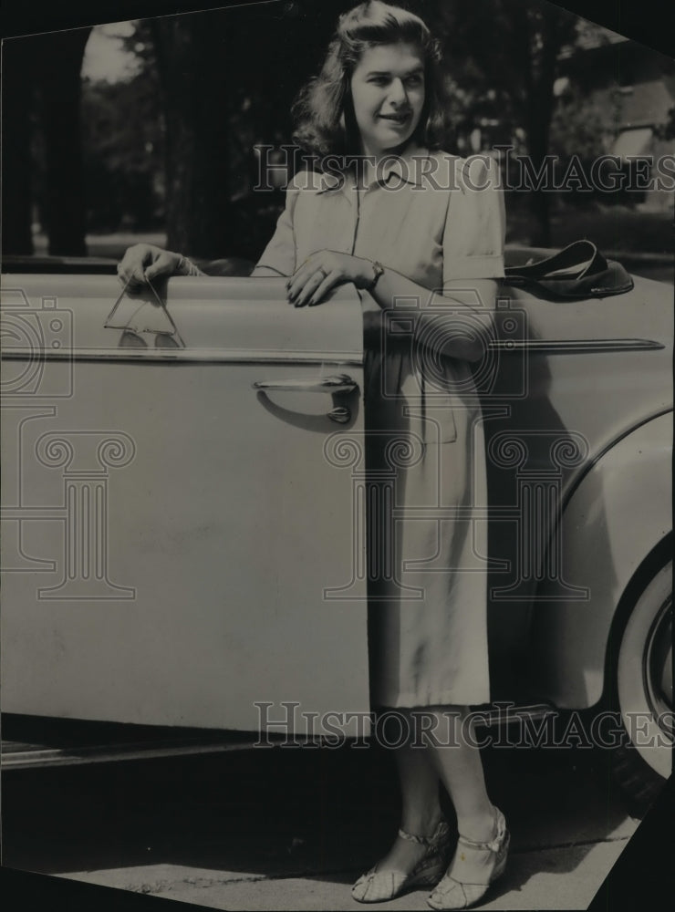 1940 Press Photo Betty Jean Krauthoefer, daughter of the Emory W Krauthoefers- Historic Images