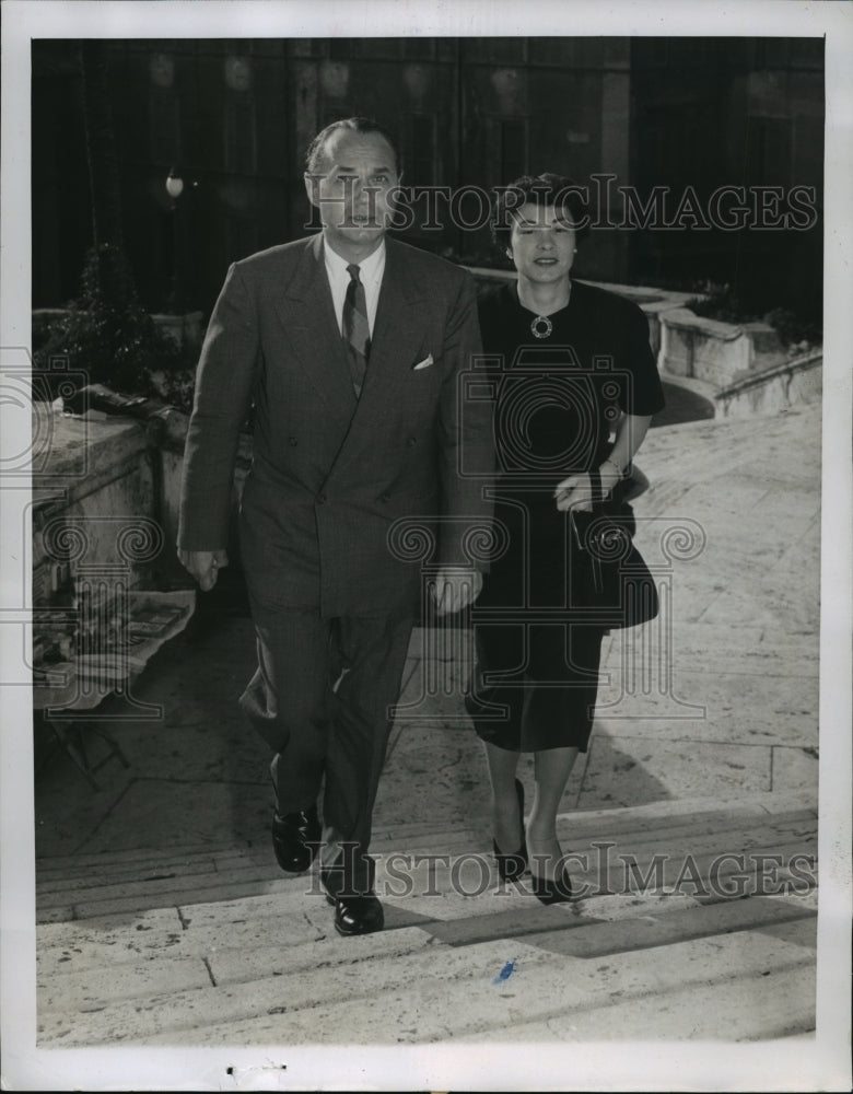 1951 Press Photo Walter Kohler and his wife- Historic Images