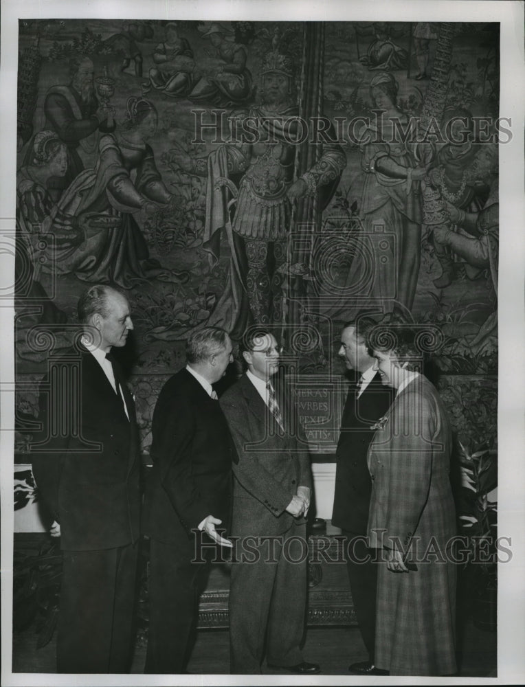 1954 Press Photo Hearst Art Tapestry unveiling - mja14982- Historic Images