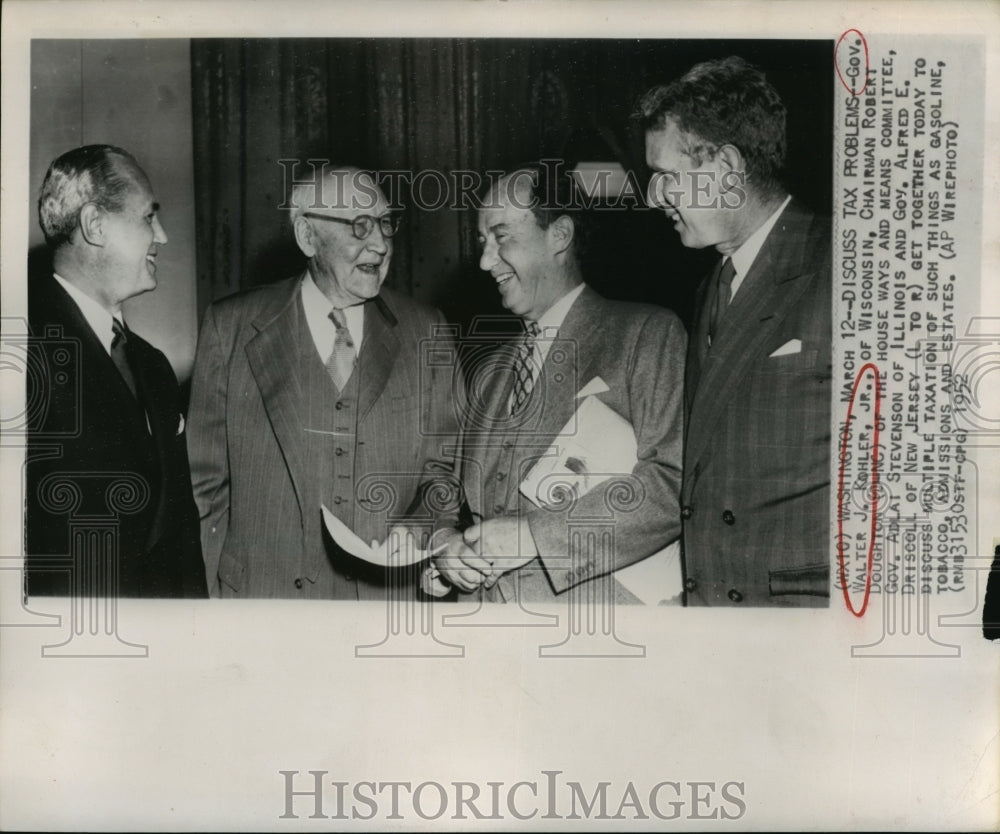 1952 Press Photo Gov Walter J Kohler Jr of Wisconsin, Chairman Robert Doughton- Historic Images