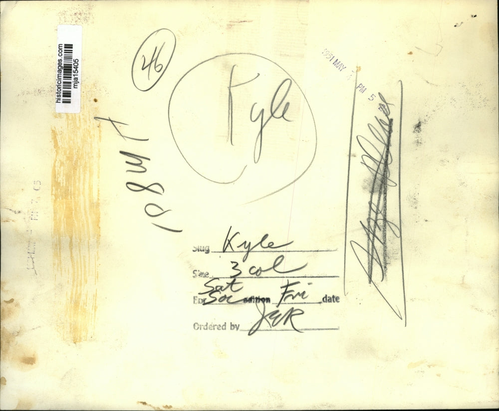 1951 Press Photo A family in a gathering - mja15405