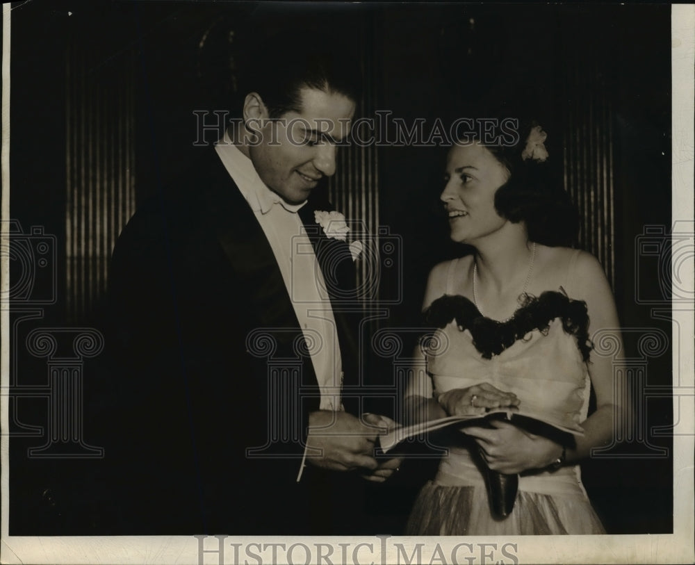 1941 Press Photo James Kieckhefer and Mrs. Hatter Davidson Jr,- Historic Images