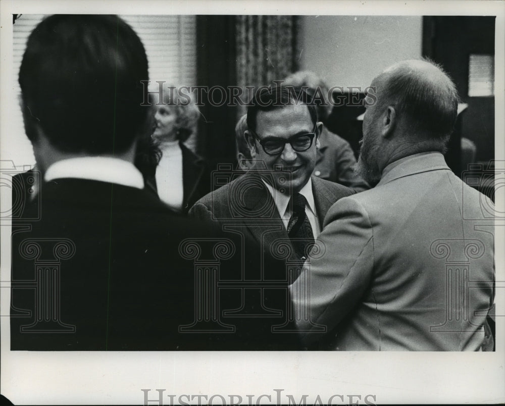 1974 Press Photo Robert Warren, federal judge- Historic Images