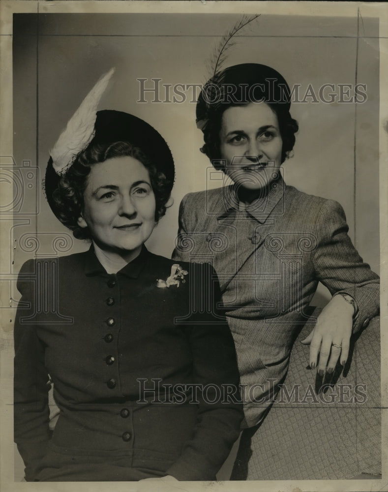 1948 Press Photo Mrs Harold Baum & Mrs Samuel Kohn plan an Institute of Judaism- Historic Images
