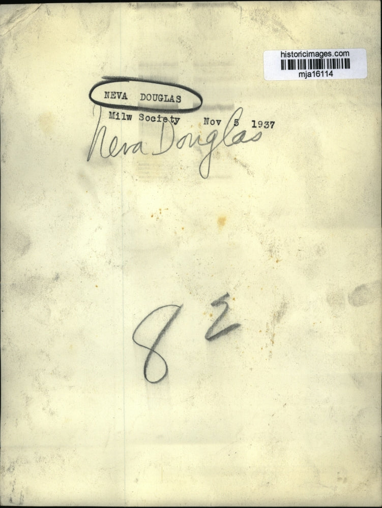 1938 Press Photo Neva Douglas, Milwaukee Society - mja16114
