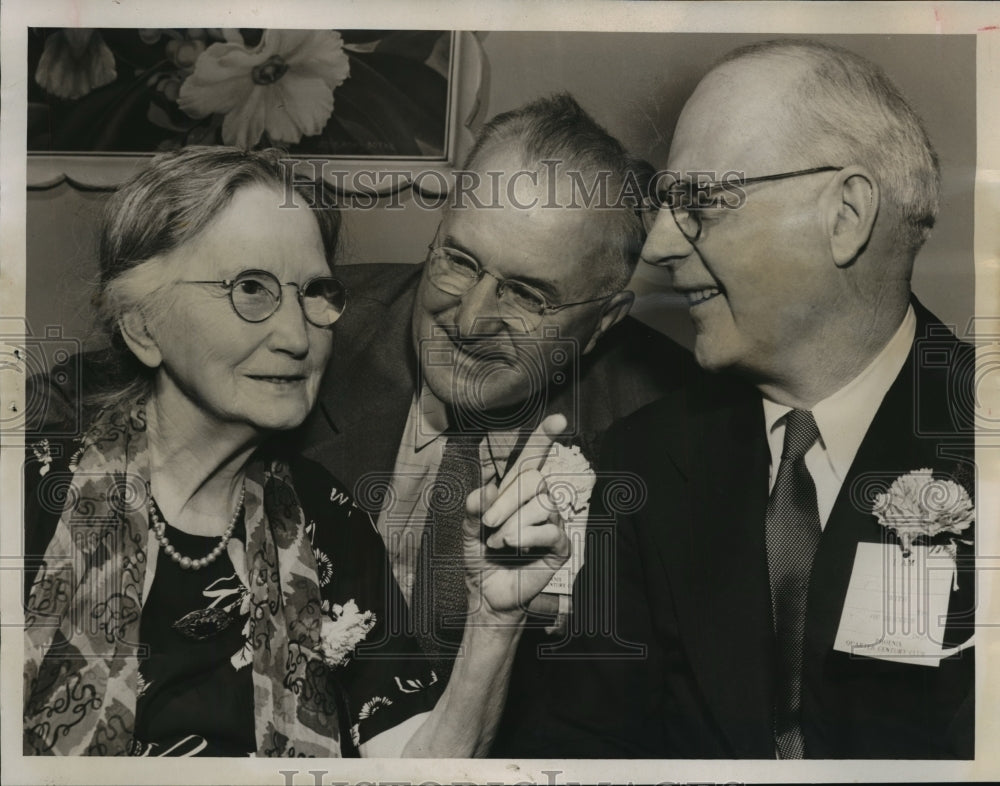 1952 Press Photo Mary Mueller w/ William C Redeen &Frazier D MacIver of Phoenix