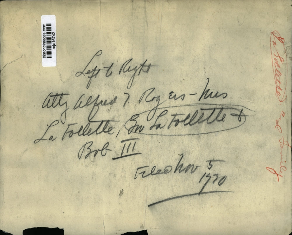 1930 Press Photo Atty Alfred Rogers, Mr & Mrs Bob LaFollet & son Bob III