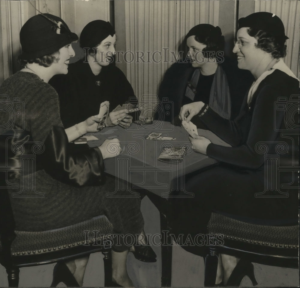 1933 Press Photo Mrs. Waldermar Breidster, Mrs. John Gesser,Mrs. Calvin Korfmann- Historic Images