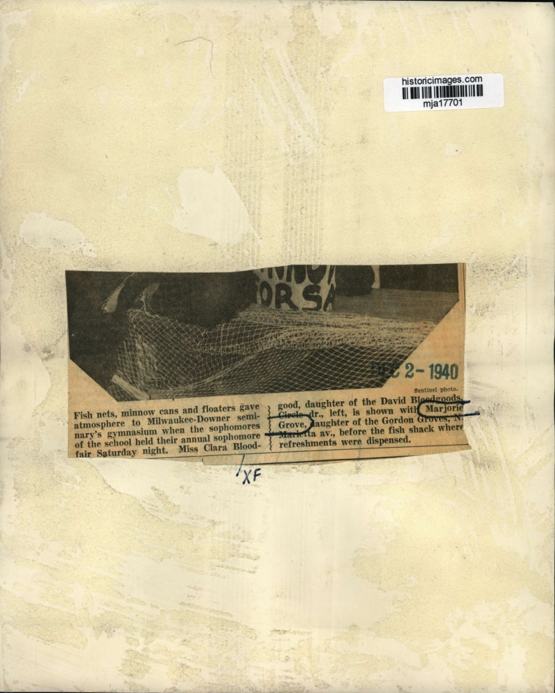 1940 Press Photo Clara Bloodgood & Marjorie Grove of Milwaukee-Downer