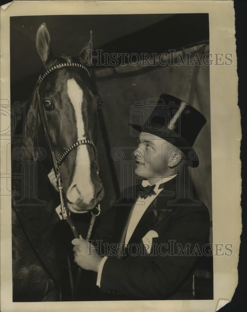 1934 Press Photo John Gordon - mja17945- Historic Images