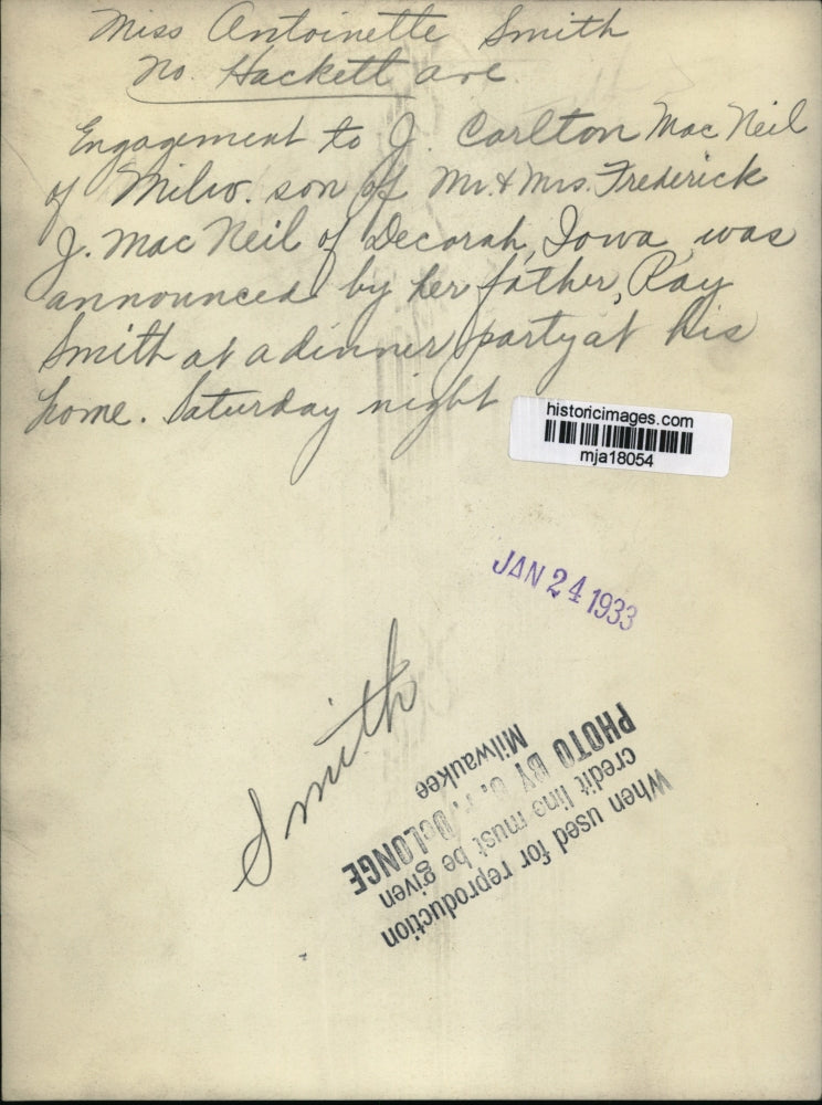 1933 Press Photo Antoinette Smith engaged to J. Carlton MacNeil - mja18054