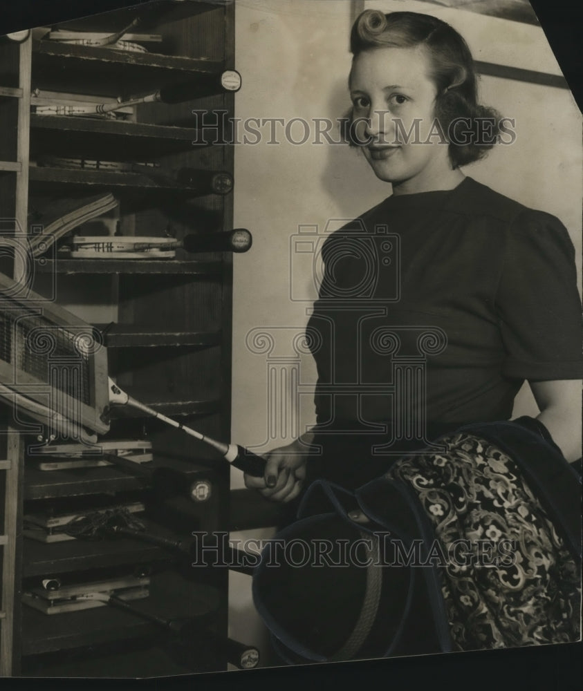 1935 Press Photo Mrs. J. Carleton MacNeil- Historic Images