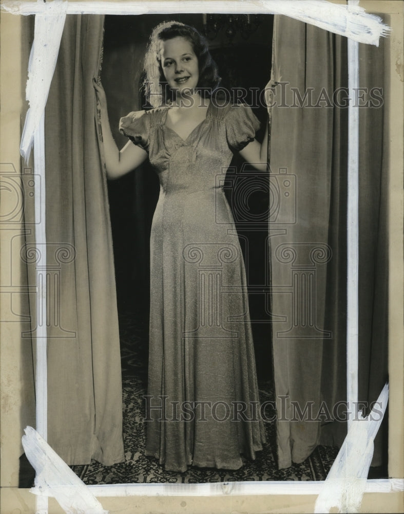 1936 Press Photo Nancy Clare Forster will be introduced on Debut Tea - Historic Images