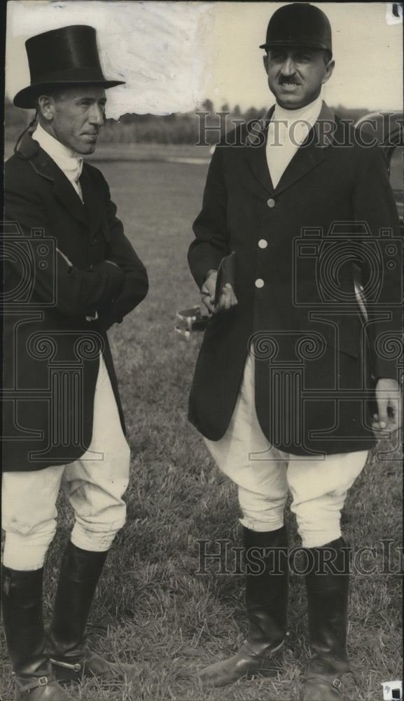 1930 Press Photo Laurance H. Armour shown with Andrew Montgomery - mja18186
