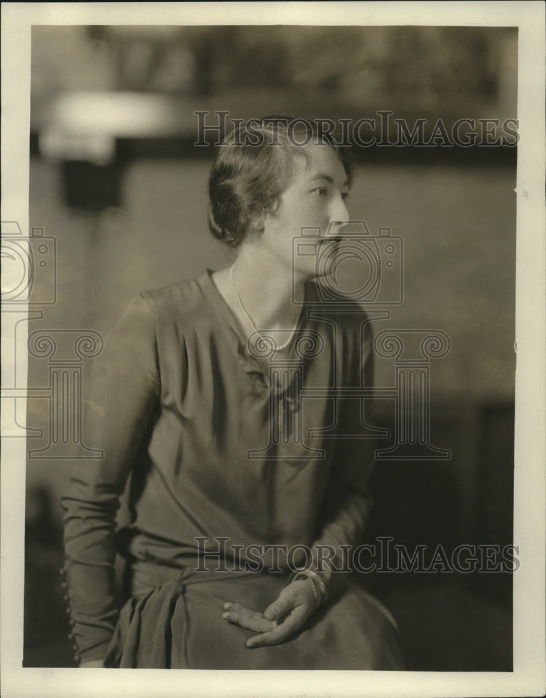 1929 Press Photo Debutante Mrs. John S. Bartlett- Historic Images