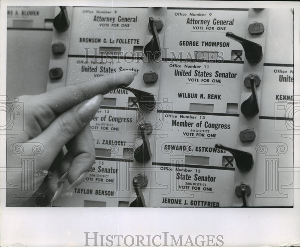 1967 Press Photo Automated Voting Machine - mja18782- Historic Images