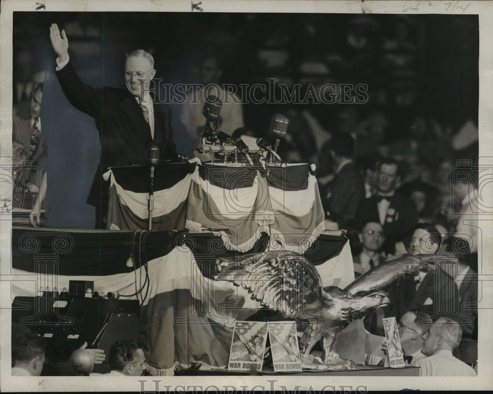 1944 Press Photo The keynote, Gov. Warren, is shown on the platform - mja18961