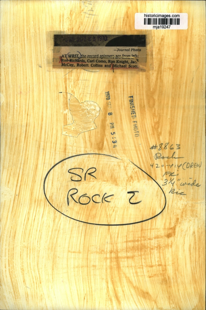 1970 Press Photo Ron Richards, Michael Scott- WRT, the record spinner