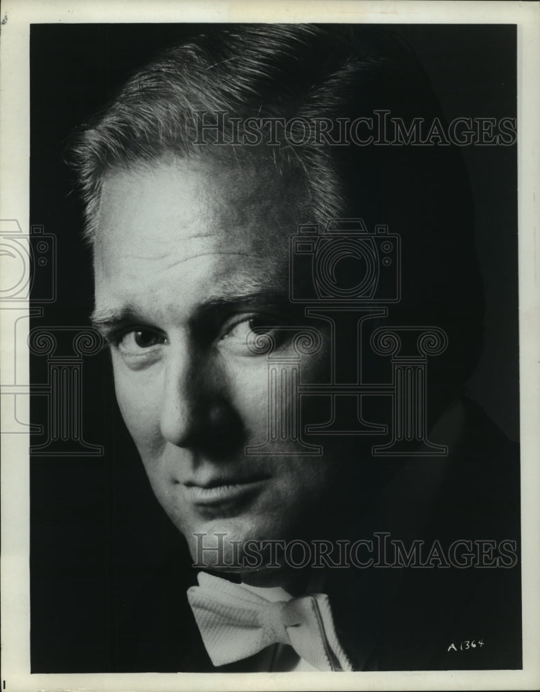 1974 Press Photo William Walker, singer, baritone - mja19401