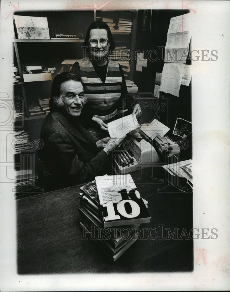 1976 Press Photo Chad and Eva Walsh- Historic Images