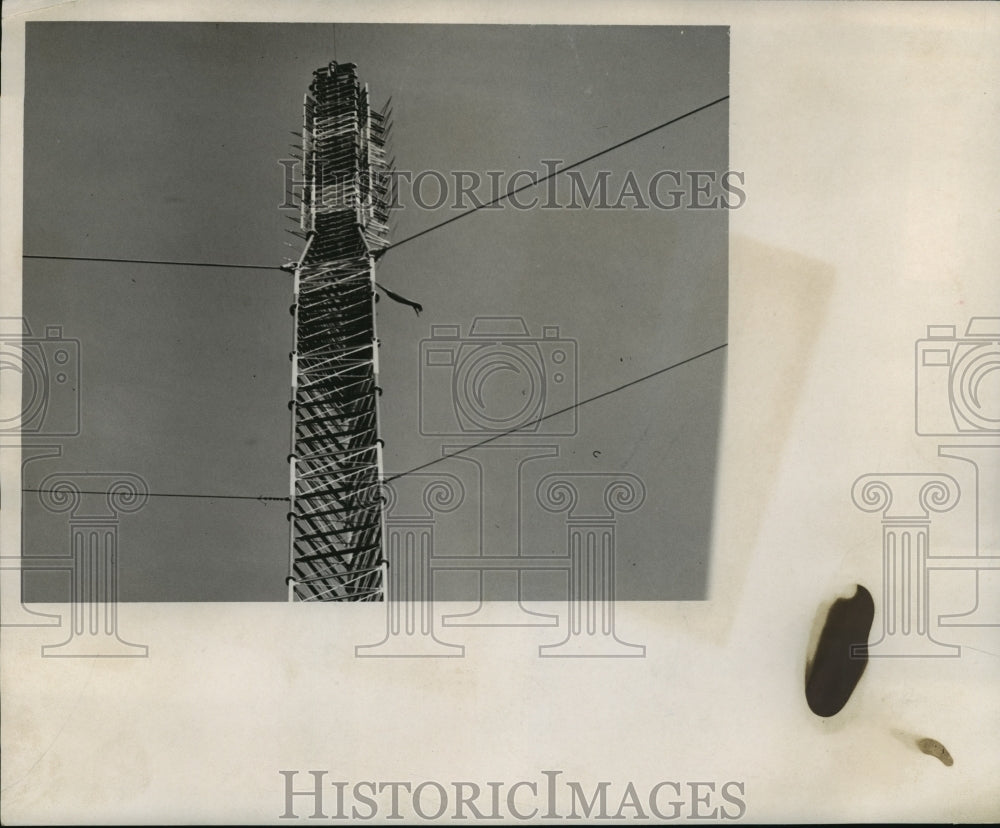 1953 Press Photo The Milwaukee Journal TV tower- Historic Images